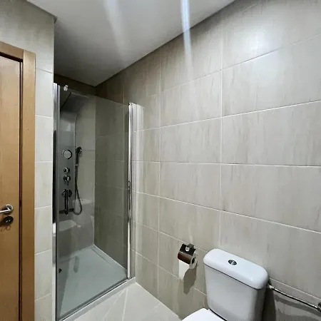 Panoramic View With Pool By Homing Apartment